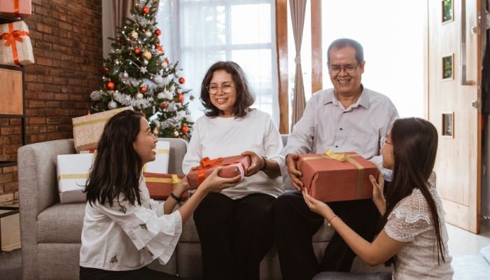 whatutalkingboutwillis gift guide - Best Gift Ideas for Family Members - Todaybusinesstrends.com